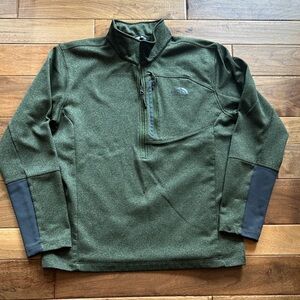 The North Face Canyonlands 1/2 zip pullover fleece top